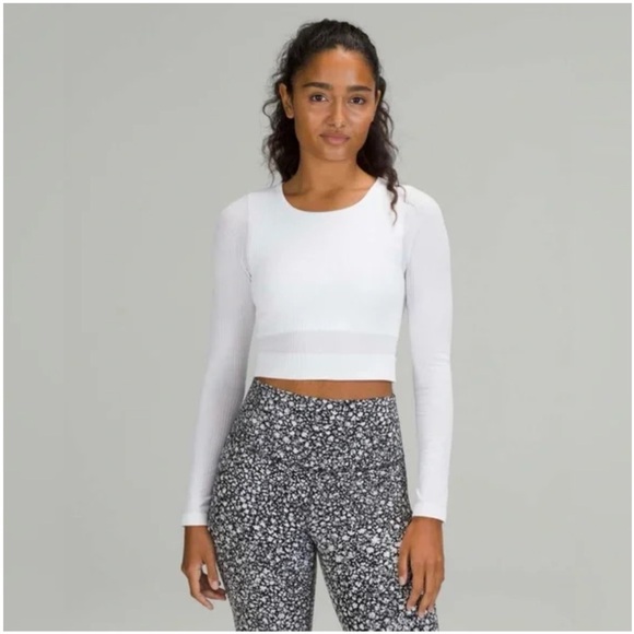 Lululemon White Ebb to Street Long Sleeve Size 8 - Picture 2 of 5
